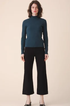 Color Knack Pant in Black