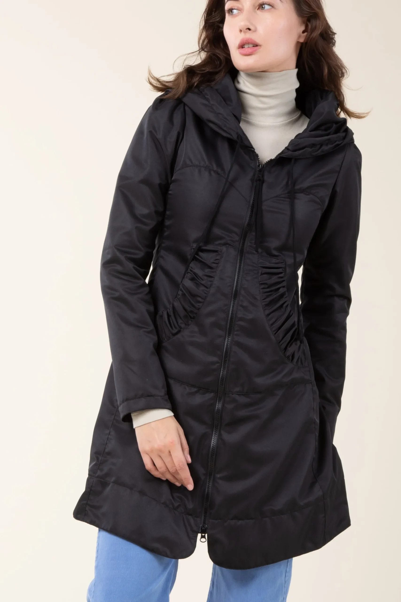 Long Raincloak in Black with Yellow Plaid