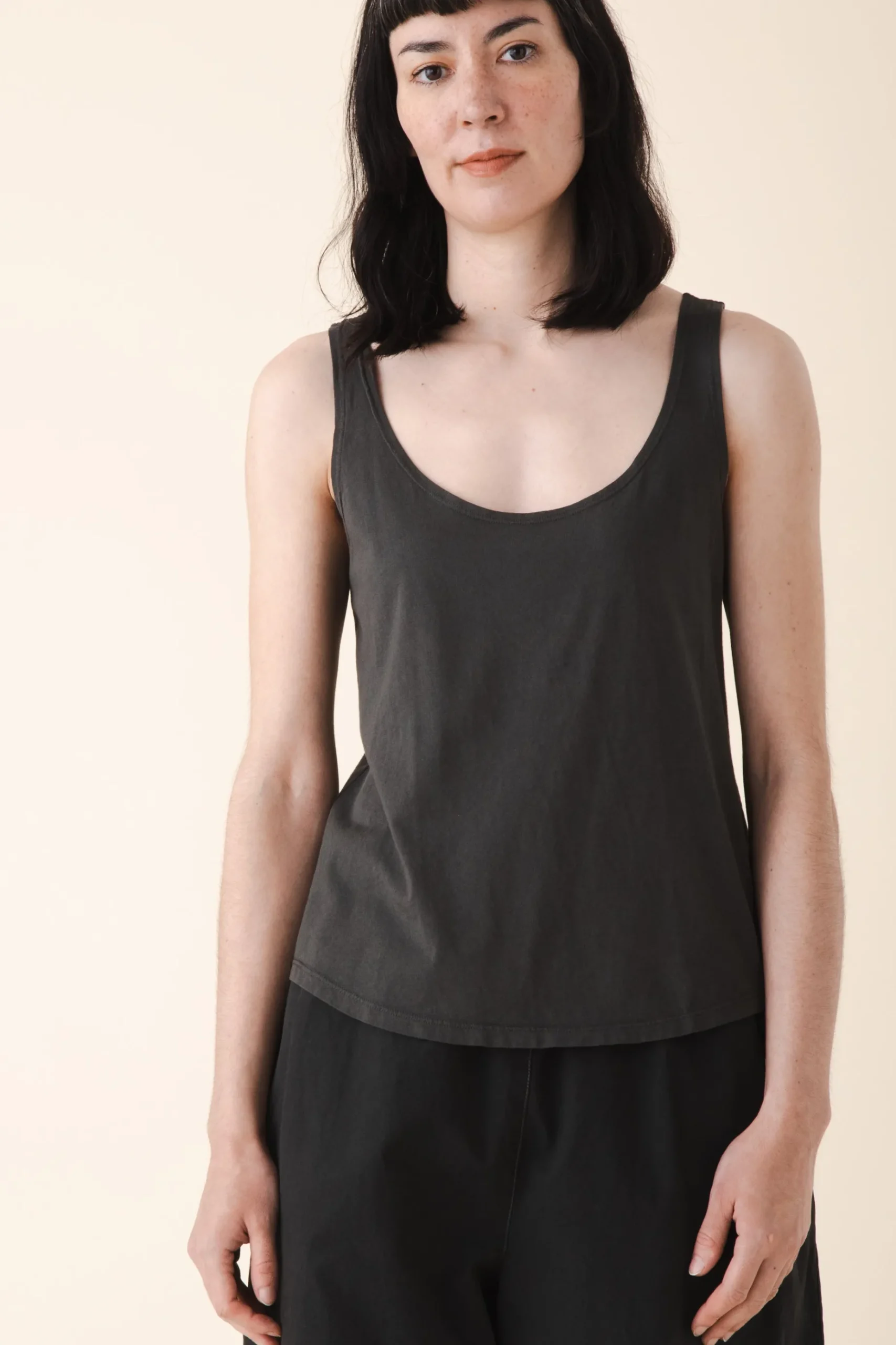 loose tank - organic cotton in dark green
