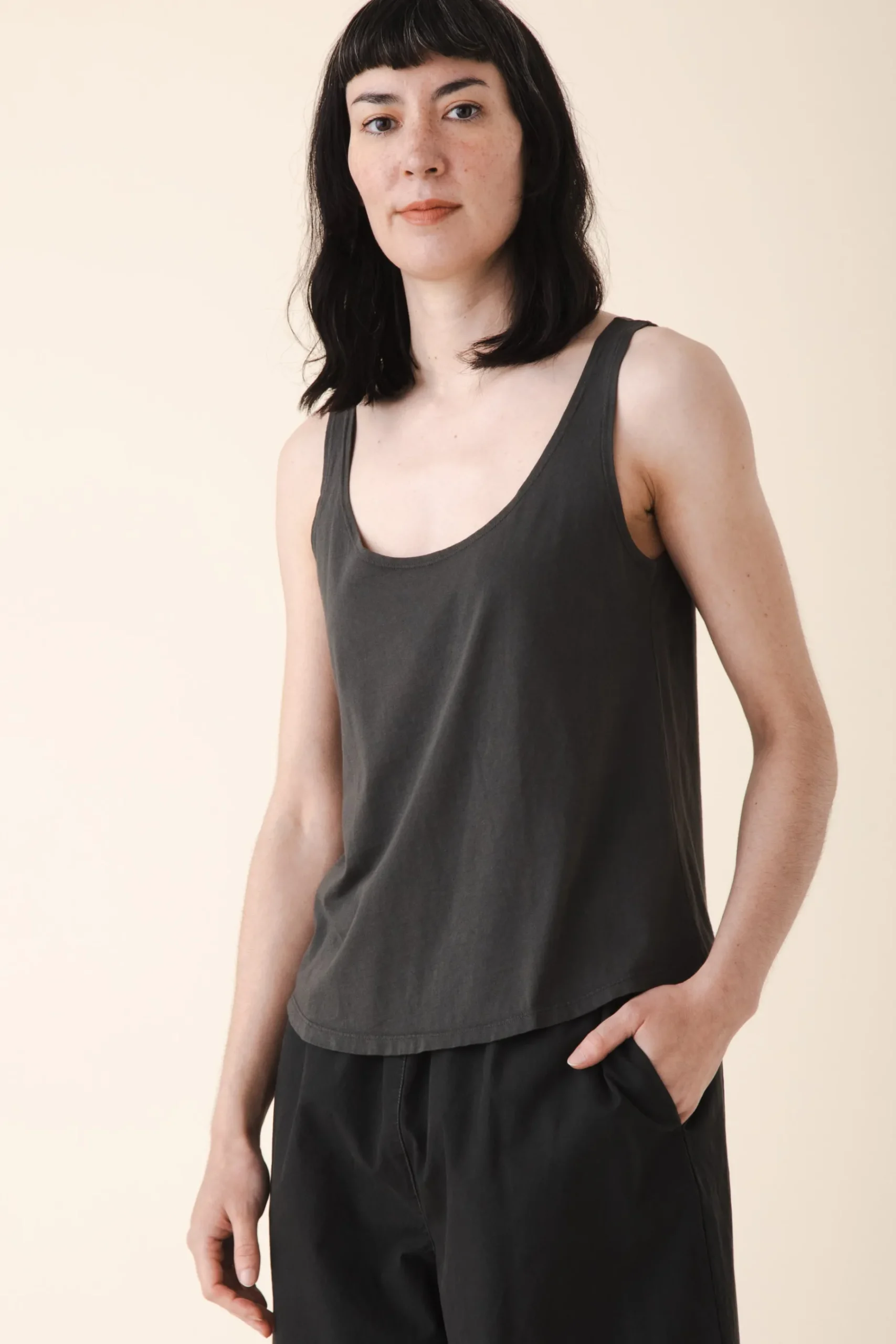 loose tank - organic cotton in dark green