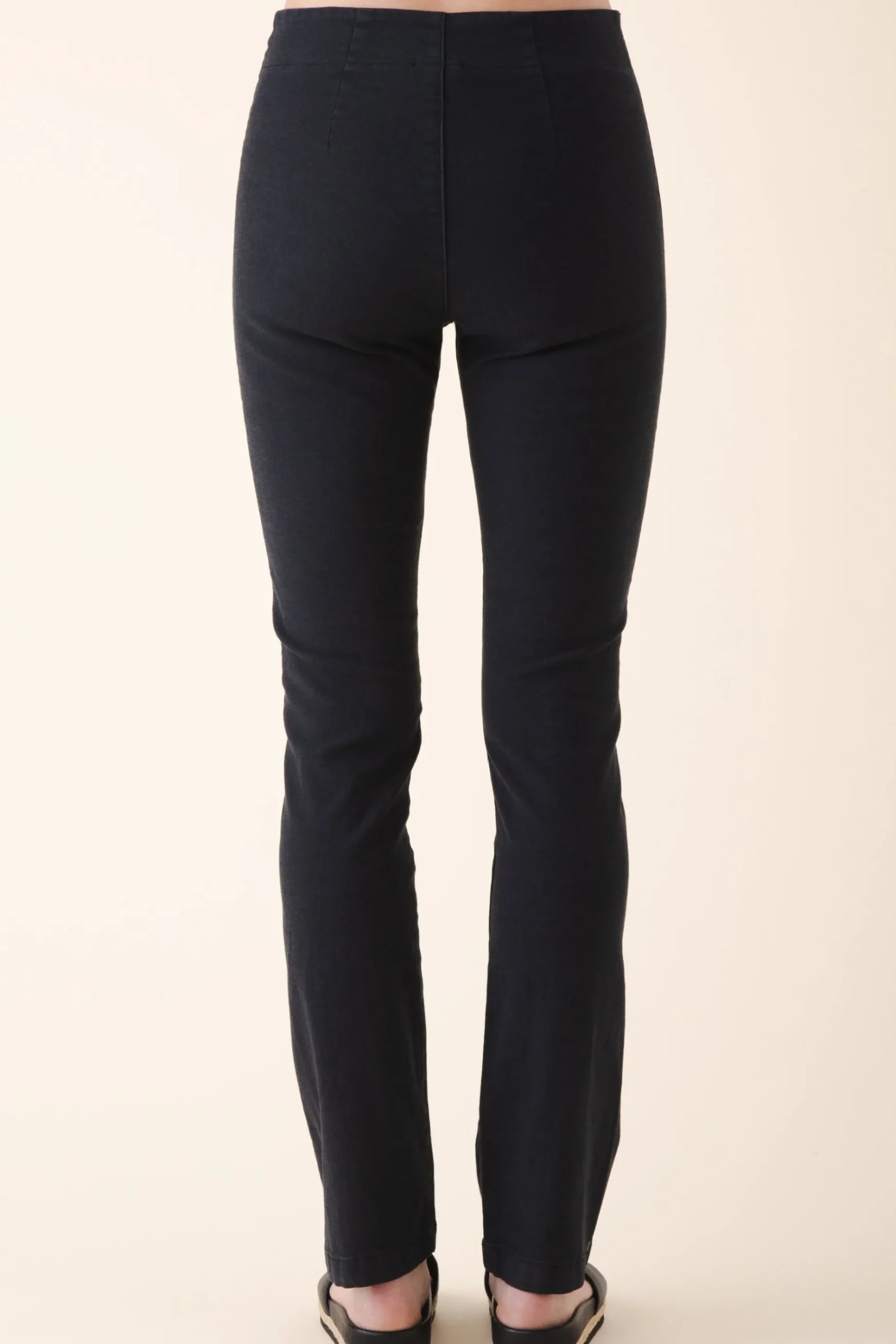 Neue Pant in Deep Blue