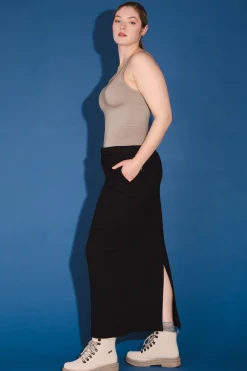 Organic Fleece Sweatskirt in Black